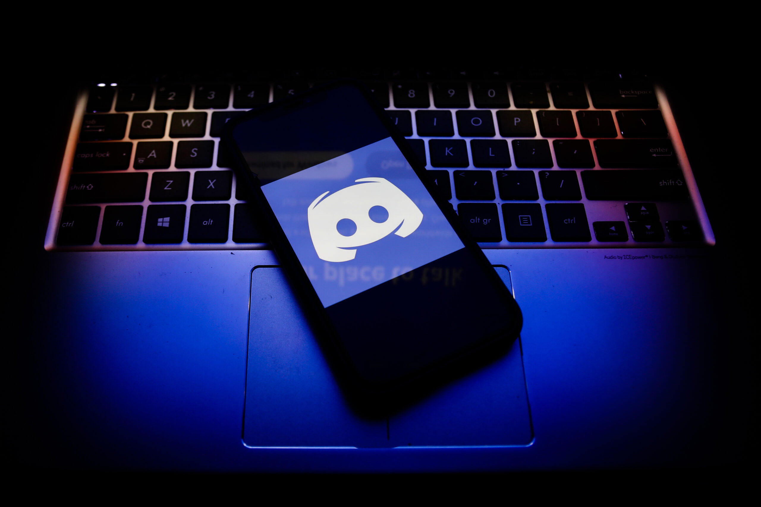 Discord Postpones Global Age Verification Rollout to Late 2026 Amidst Widespread User Backlash and Revised Privacy Commitments