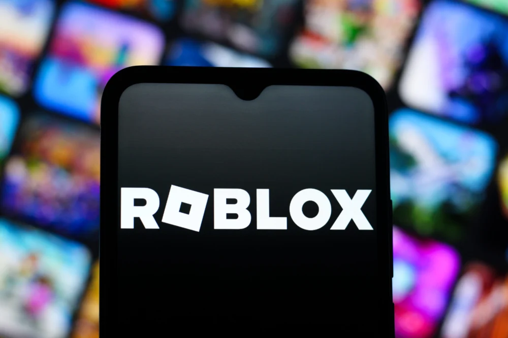 Roblox Launches Real-Time AI Chat Rephrasing to Enhance Civility and Gameplay Flow