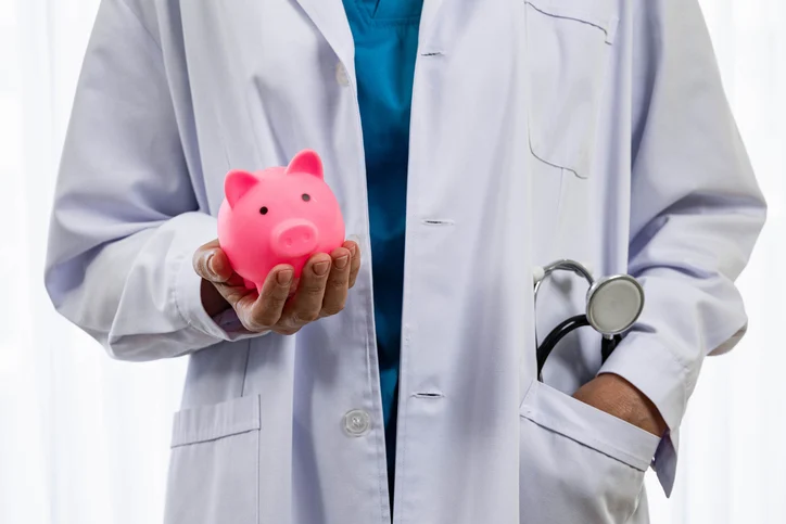 Transforming the Healthcare Financial Experience How Transparency Digital Innovation and AI are Reshaping the Payer Landscape in 2025