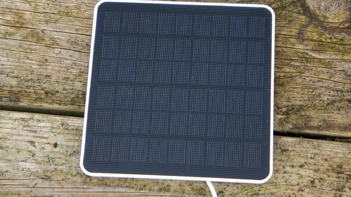 UK Government Unveils Groundbreaking Plan to Empower Households with Plug-in Solar Energy