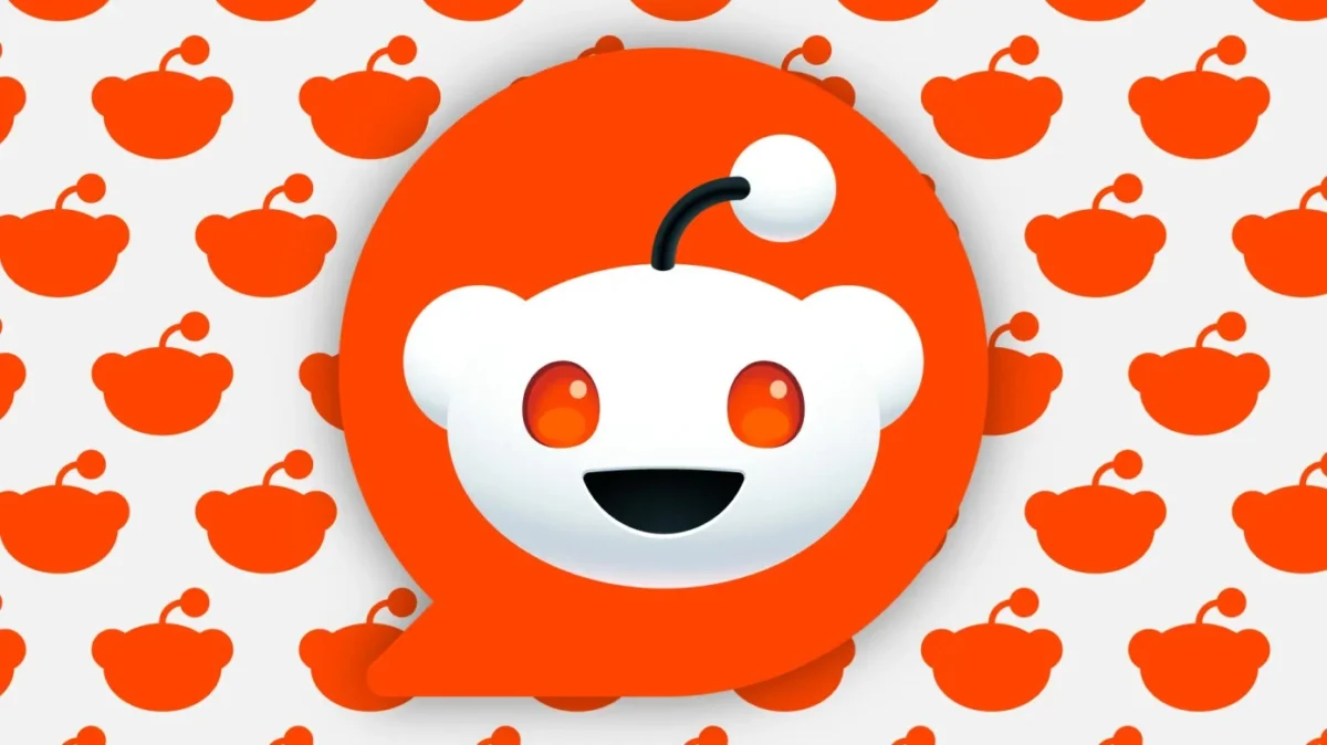 Reddit’s Q2 Financial Triumph Overshadowed by Investor Anxiety Over AI’s Impact on Search Traffic and U.S. User Engagement
