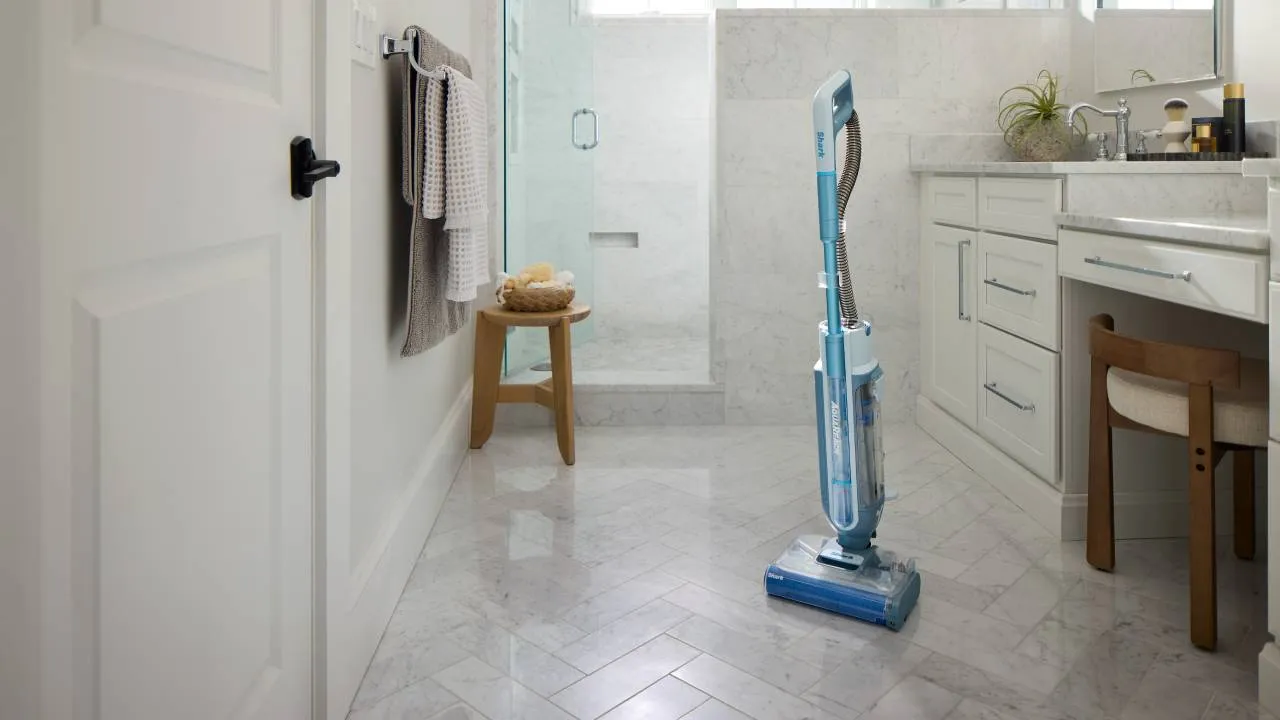 Shark AquaReach Revolutionizes Home Cleaning with Innovative Extendable Wand Technology