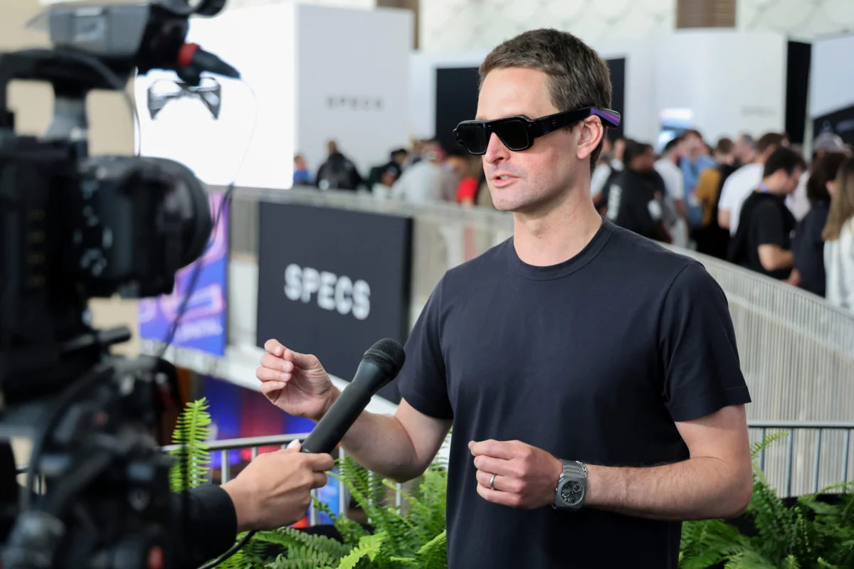Snap CEO Evan Spiegel Navigates Investor Skepticism on Specs Preorder Demand Ahead of September Launch